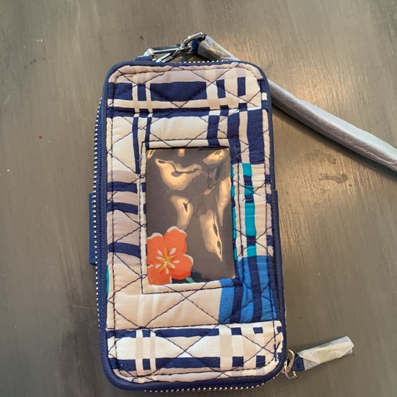 NWT Vera Bradley Cell Phone Wristlet - Picture 6 of 7